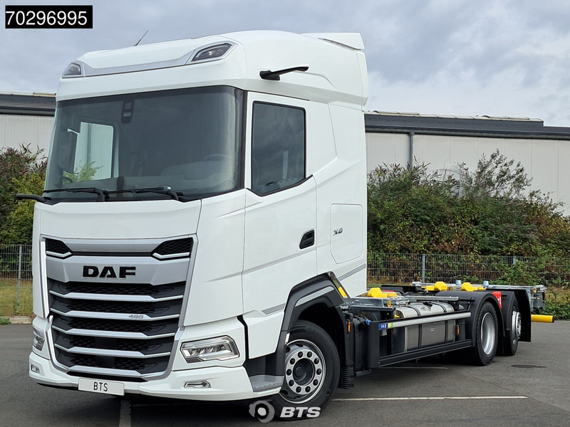 DAF XG 480 6X2 NEW! Lift+steering Axle BDF Maxi 1020 - 1320 Automatic Euro 6 - Portacontenedore/ Intercambiable camión: foto 1 DAF XG 480 6X2 NEW! Lift+steering Axle BDF Maxi 1020 - 1320 Automatic Euro 6 - Portacontenedore/ Intercambiable camión: foto 1