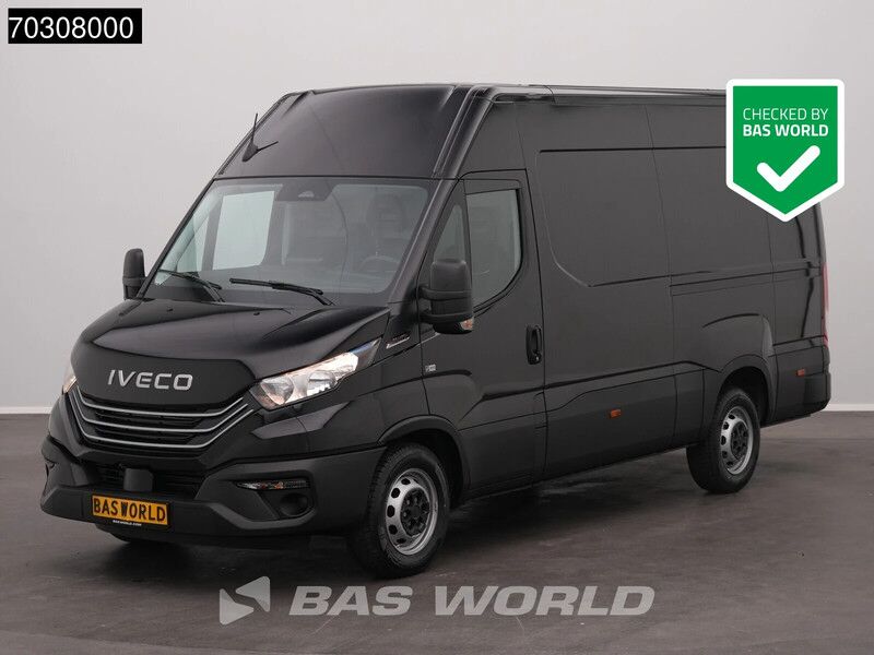 Iveco Daily 35S18 Neu! 3.0L Automatik L2H2 180PS ACC Klima Kamera CarPlay Parkensensoren 3,5t Anhängelast Euro6 L2 A/C - Furgón: foto 1 Iveco Daily 35S18 Neu! 3.0L Automatik L2H2 180PS ACC Klima Kamera CarPlay Parkensensoren 3,5t Anhängelast Euro6 L2 A/C - Furgón: foto 1