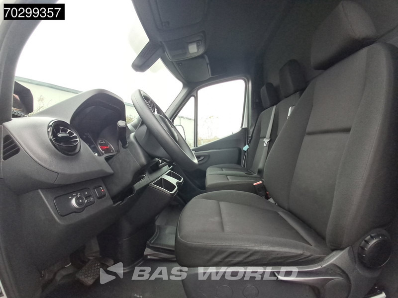 Furgoneta Mercedes-Benz Sprinter 317 CDI Ladebordwand Automatik 170PS Koffer Klima Kamera Euro6 A/C: foto 10 Furgoneta Mercedes-Benz Sprinter 317 CDI Ladebordwand Automatik 170PS Koffer Klima Kamera Euro6 A/C: foto 10
