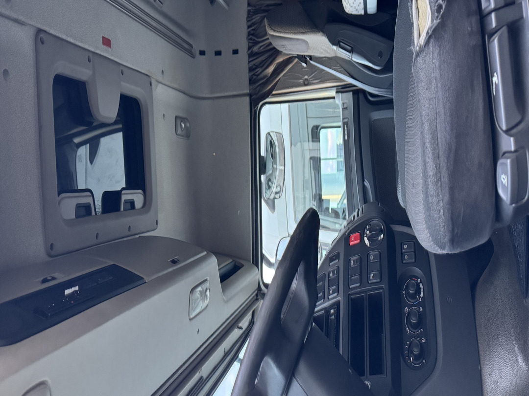 DAF XF 460 - Cabeza tractora: foto 4 DAF XF 460 - Cabeza tractora: foto 4