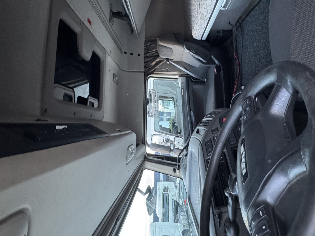 DAF XF 460 - Cabeza tractora: foto 5 DAF XF 460 - Cabeza tractora: foto 5
