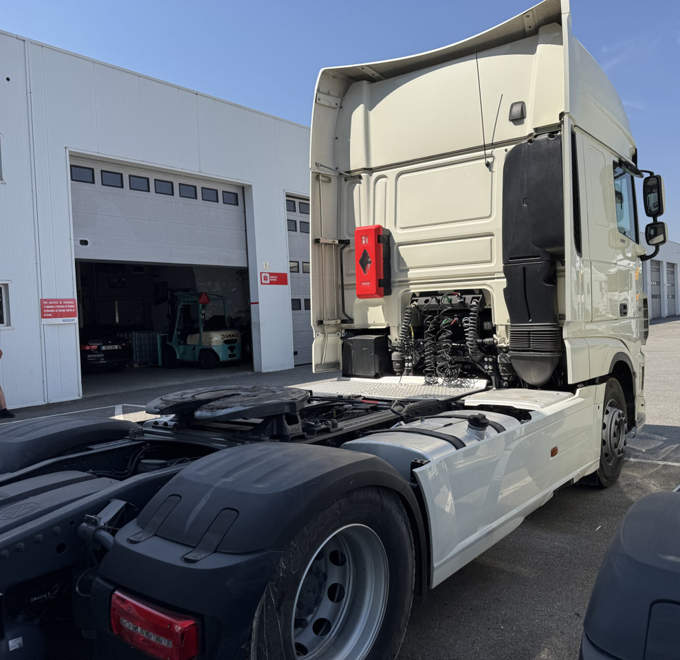 DAF XF 480 - Cabeza tractora: foto 3 DAF XF 480 - Cabeza tractora: foto 3