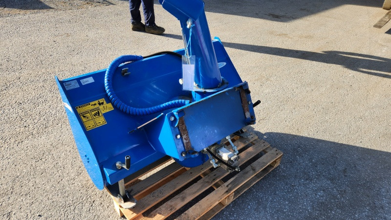 Multione Schneefräse 120 cm (22576) - Soplador de nieve para Tractor: foto 5 Multione Schneefräse 120 cm (22576) - Soplador de nieve para Tractor: foto 5