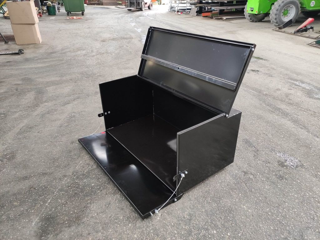Stekro Front/Heck Transportbox (16621) - Cazo para Tractor: foto 5 Stekro Front/Heck Transportbox (16621) - Cazo para Tractor: foto 5