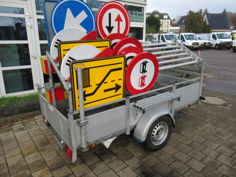 Anssems 750KG Bordenwagen POL Actiewagen Signaalwagen ALU - Remolque plataforma/ Caja abierta: foto 2 Anssems 750KG Bordenwagen POL Actiewagen Signaalwagen ALU - Remolque plataforma/ Caja abierta: foto 2