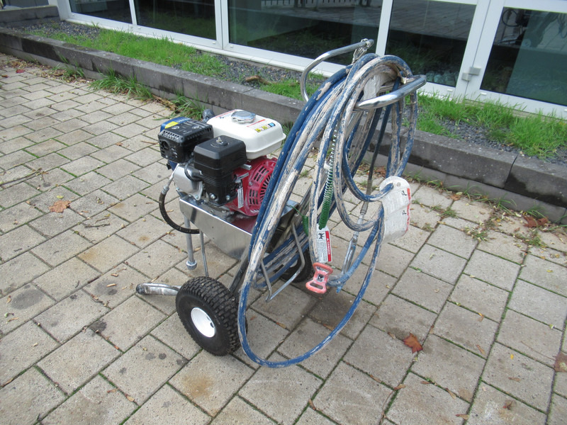 GMAX GRACO 3400 HONDA Verfspuit Lijnentrek / spuit apparaat Airless Sprayer - Compresor de aire: foto 3 GMAX GRACO 3400 HONDA Verfspuit Lijnentrek / spuit apparaat Airless Sprayer - Compresor de aire: foto 3