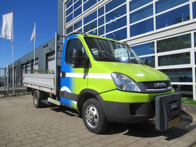 Iveco Daily 50C17 3.0 D EEV 345 3.5T kenteken / Registration - Caja abierta furgoneta: foto 2 Iveco Daily 50C17 3.0 D EEV 345 3.5T kenteken / Registration - Caja abierta furgoneta: foto 2