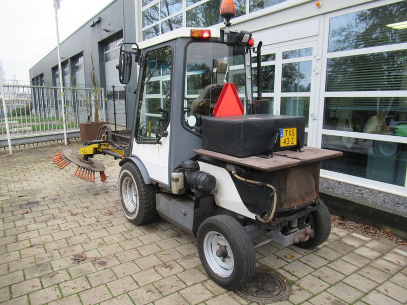 LM TRAC 286 Werktuigdrager ( zonder Borstel arm ) - Barredora vial: foto 4 LM TRAC 286 Werktuigdrager ( zonder Borstel arm ) - Barredora vial: foto 4