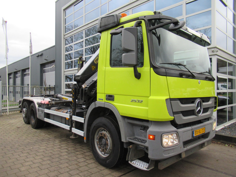Mercedes-Benz ACTROS 2532 6x2 Palift T20 + Palfinger PK18002-EH Haak - Kraan - Multibasculante camión, Camión grúa: foto 3 Mercedes-Benz ACTROS 2532 6x2 Palift T20 + Palfinger PK18002-EH Haak - Kraan - Multibasculante camión, Camión grúa: foto 3