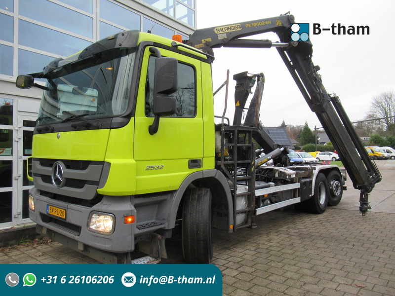 Mercedes-Benz ACTROS 2532 6x2 Palift T20 + Palfinger PK18002-EH Haak - Kraan - Multibasculante camión, Camión grúa: foto 1 Mercedes-Benz ACTROS 2532 6x2 Palift T20 + Palfinger PK18002-EH Haak - Kraan - Multibasculante camión, Camión grúa: foto 1