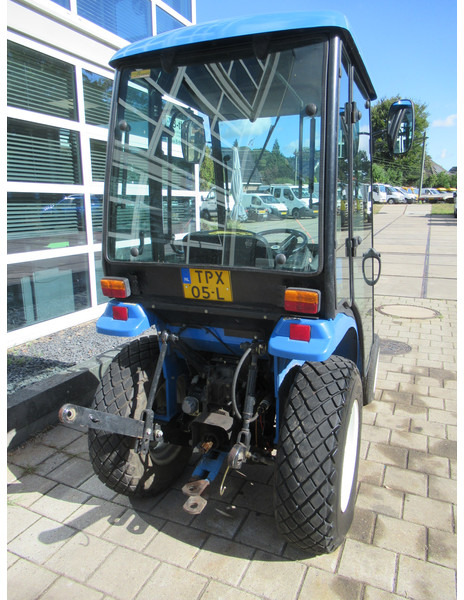New Holland TC21D 4WD 4x4 Cabine Verwarming - Tractor: foto 4 New Holland TC21D 4WD 4x4 Cabine Verwarming - Tractor: foto 4