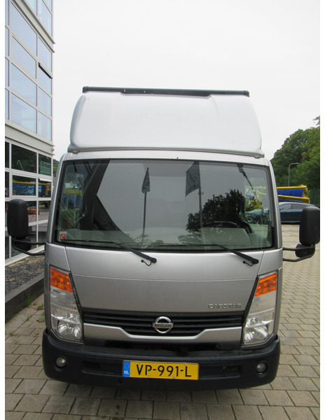 Nissan Cabstar TL 3513 Bakwagen - Camión caja cerrada: foto 5 Nissan Cabstar TL 3513 Bakwagen - Camión caja cerrada: foto 5