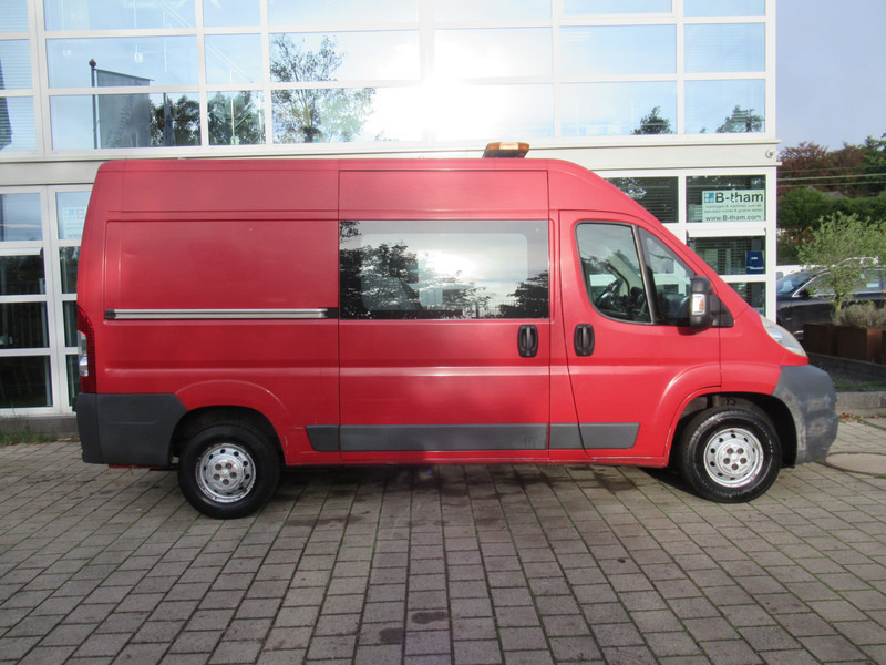 Peugeot Boxer 330 2.2 HDI 96KW L2H2 Dubbelcabine P+ DOKA - Furgoneta pequeña, Furgoneta combi: foto 3 Peugeot Boxer 330 2.2 HDI 96KW L2H2 Dubbelcabine P+ DOKA - Furgoneta pequeña, Furgoneta combi: foto 3