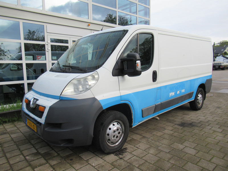 Peugeot Boxer 333 2.2 HDI 88KW L2H1 - Furgoneta pequeña: foto 2 Peugeot Boxer 333 2.2 HDI 88KW L2H1 - Furgoneta pequeña: foto 2
