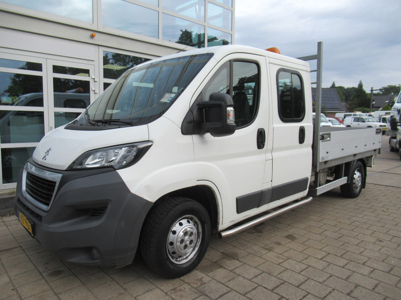 Peugeot Boxer 335 2.2 HDI L3 XR DOKA Dubbelcabine Engine broken - Caja abierta furgoneta, Furgoneta combi: foto 2 Peugeot Boxer 335 2.2 HDI L3 XR DOKA Dubbelcabine Engine broken - Caja abierta furgoneta, Furgoneta combi: foto 2