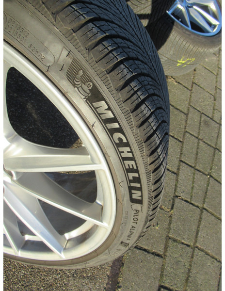 Porsche 911 992 20-/21 Carrera S Winterbanden Set Wielen - Rueda completa para Coche: foto 4 Porsche 911 992 20-/21 Carrera S Winterbanden Set Wielen - Rueda completa para Coche: foto 4