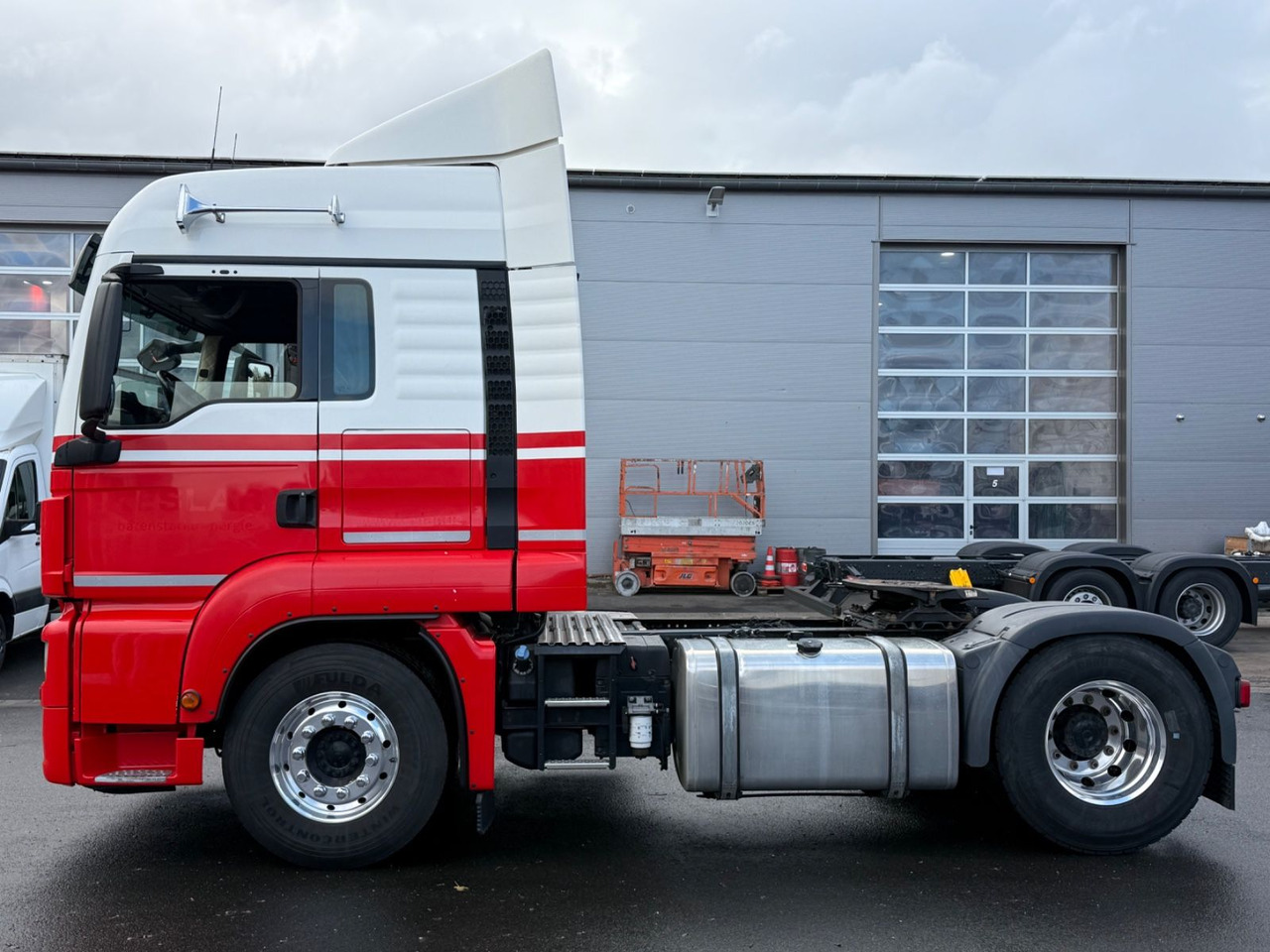 MAN TGS 18.500 LLS, ADR AT, 2x PTO, Retarder, VOLL - Cabeza tractora: foto 4 MAN TGS 18.500 LLS, ADR AT, 2x PTO, Retarder, VOLL - Cabeza tractora: foto 4