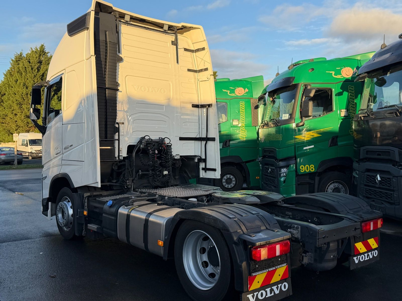 Volvo FH 460 Globetrotter XL, iSave, Lowdeck, E6 - Cabeza tractora: foto 5 Volvo FH 460 Globetrotter XL, iSave, Lowdeck, E6 - Cabeza tractora: foto 5