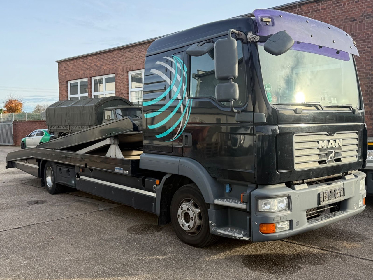 MAN TGL 8.210BL Moetefindt Doppelstock, Klima, Winde - Portavehículos camión: foto 2 MAN TGL 8.210BL Moetefindt Doppelstock, Klima, Winde - Portavehículos camión: foto 2