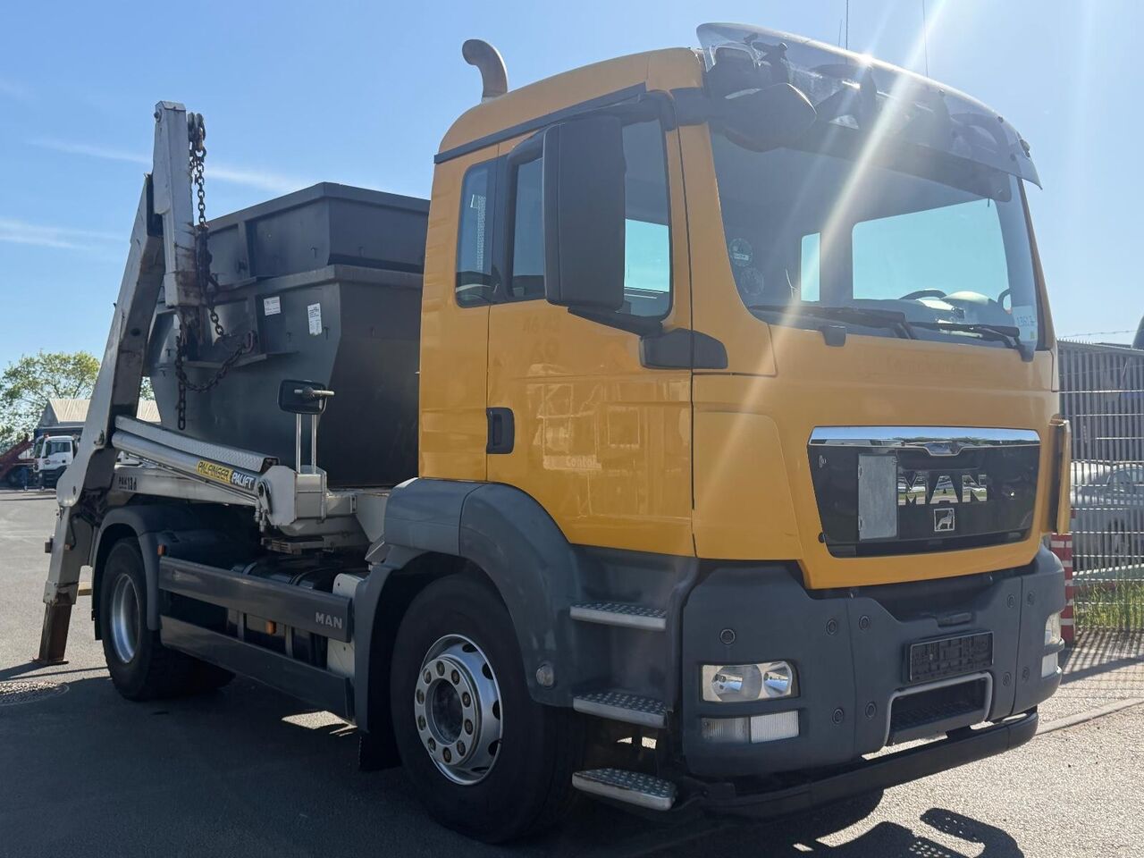 MAN TGS 18.400 4x2 BL + MeierRatio Palift PAK 13h - Portacontenedor de cadenas camión: foto 3 MAN TGS 18.400 4x2 BL + MeierRatio Palift PAK 13h - Portacontenedor de cadenas camión: foto 3