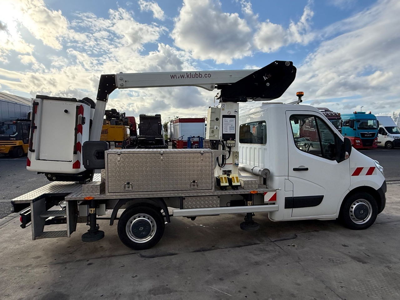 Camión con plataforma elevadora Renault Master III Steiger/11,2m/3,5t/Klubb K26/AHK: foto 6