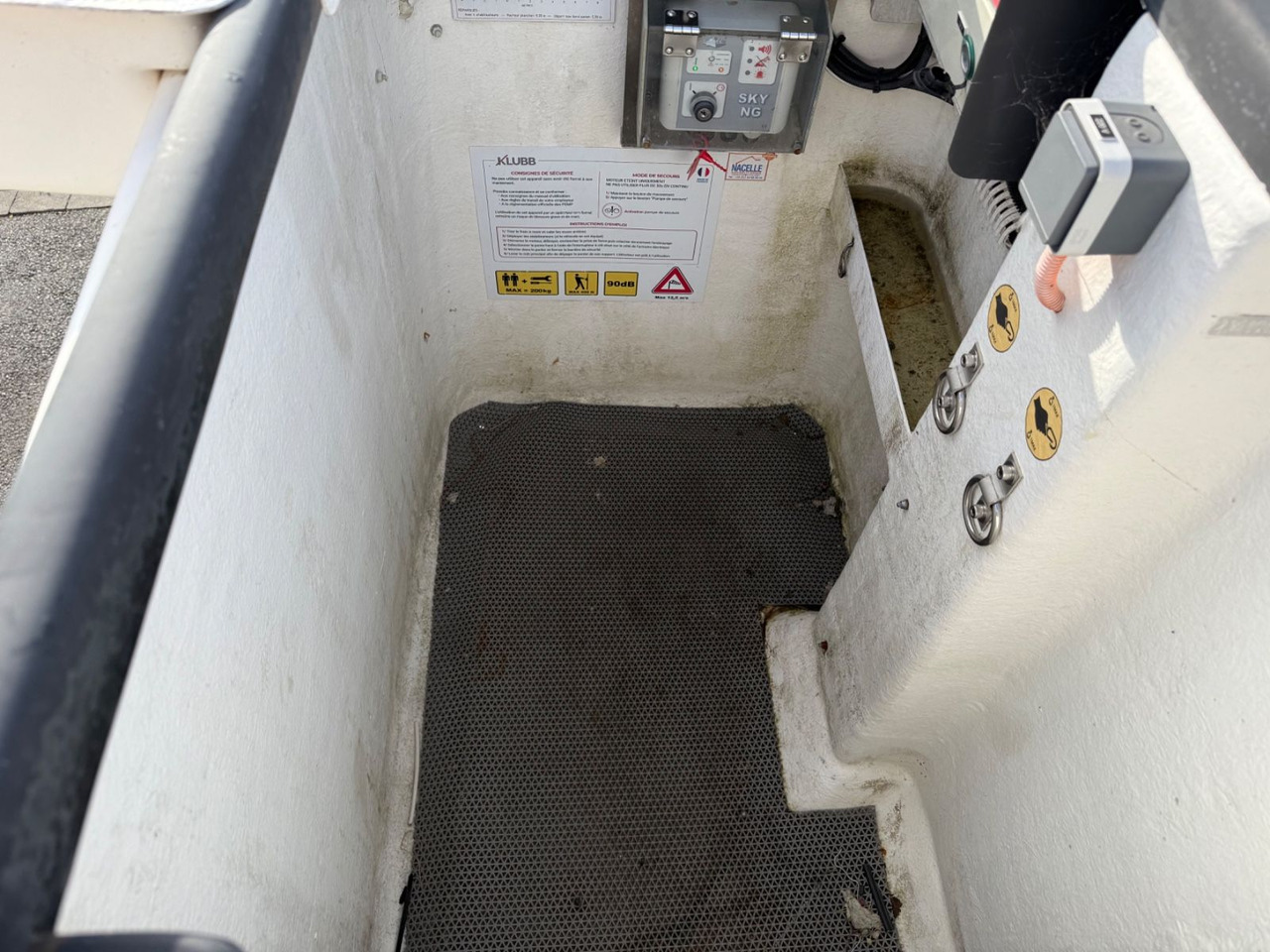 Camión con plataforma elevadora Renault Master III Steiger/11,2m/3,5t/Klubb K26/AHK: foto 9