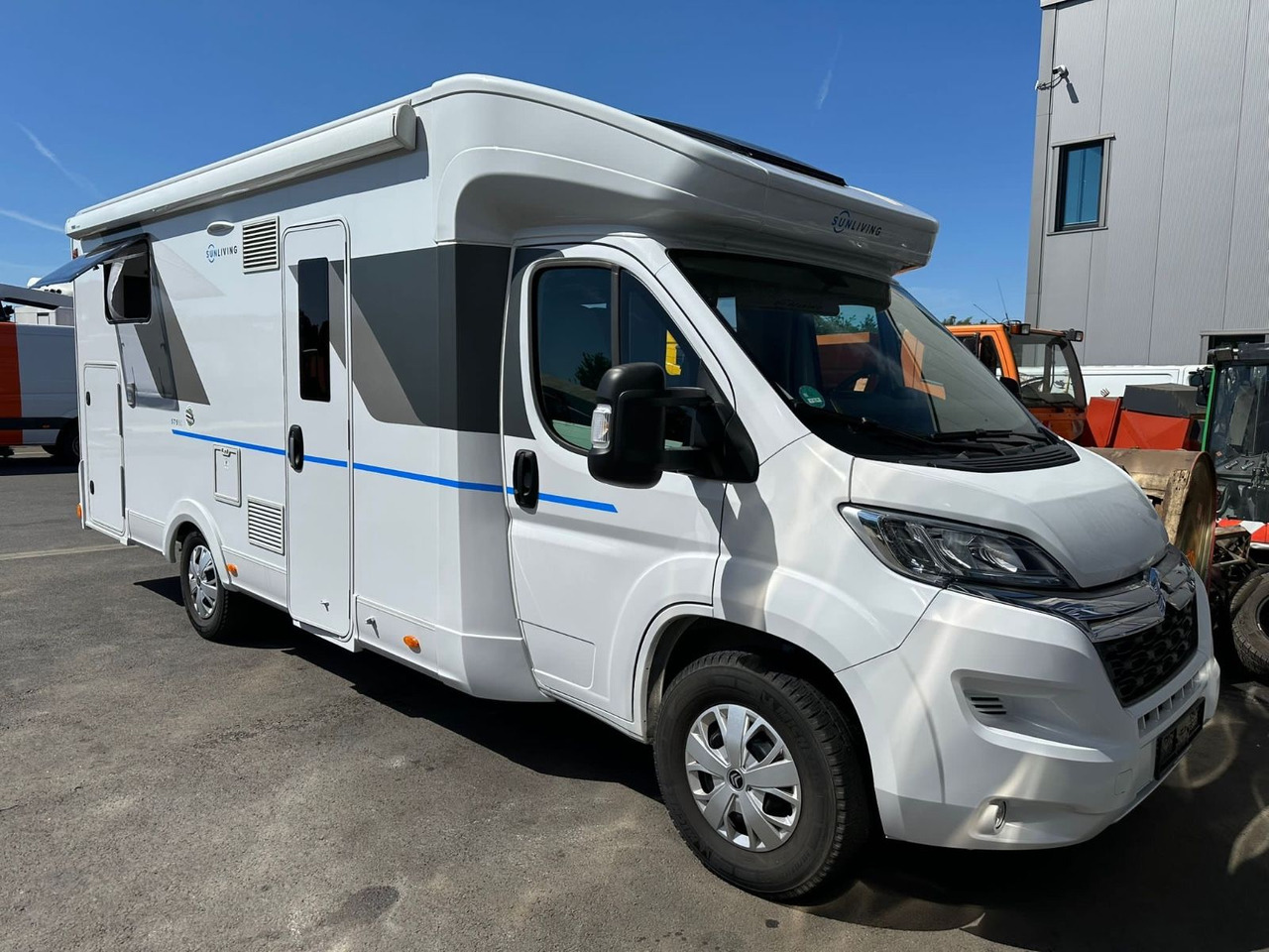 Sun Living S 75 SL XTRA Hubbett/Solar/Panorama/Markise - Autocaravana perfilada: foto 4 Sun Living S 75 SL XTRA Hubbett/Solar/Panorama/Markise - Autocaravana perfilada: foto 4