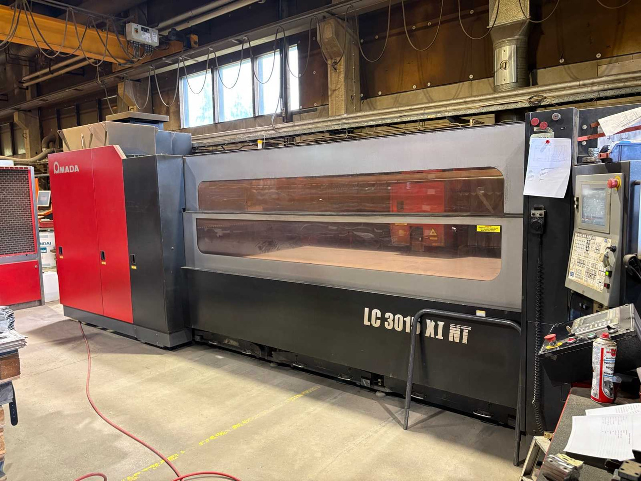 CNC Controlled CO2 Laser Cutting Machine Amada LC 3015 X1 NT - Otros: foto 1 CNC Controlled CO2 Laser Cutting Machine Amada LC 3015 X1 NT - Otros: foto 1