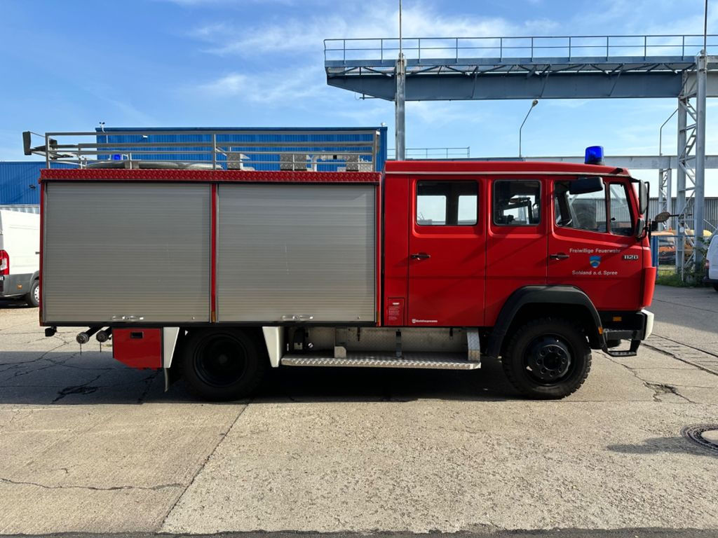 Mercedes-Benz 1120 Tanklösch 4x4 ALLRAD iNKL. PUMPE 2900 LITER - Camión: foto 3 Mercedes-Benz 1120 Tanklösch 4x4 ALLRAD iNKL. PUMPE 2900 LITER - Camión: foto 3