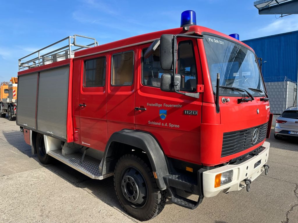 Mercedes-Benz 1120 Tanklösch 4x4 ALLRAD iNKL. PUMPE 2900 LITER - Camión: foto 2 Mercedes-Benz 1120 Tanklösch 4x4 ALLRAD iNKL. PUMPE 2900 LITER - Camión: foto 2