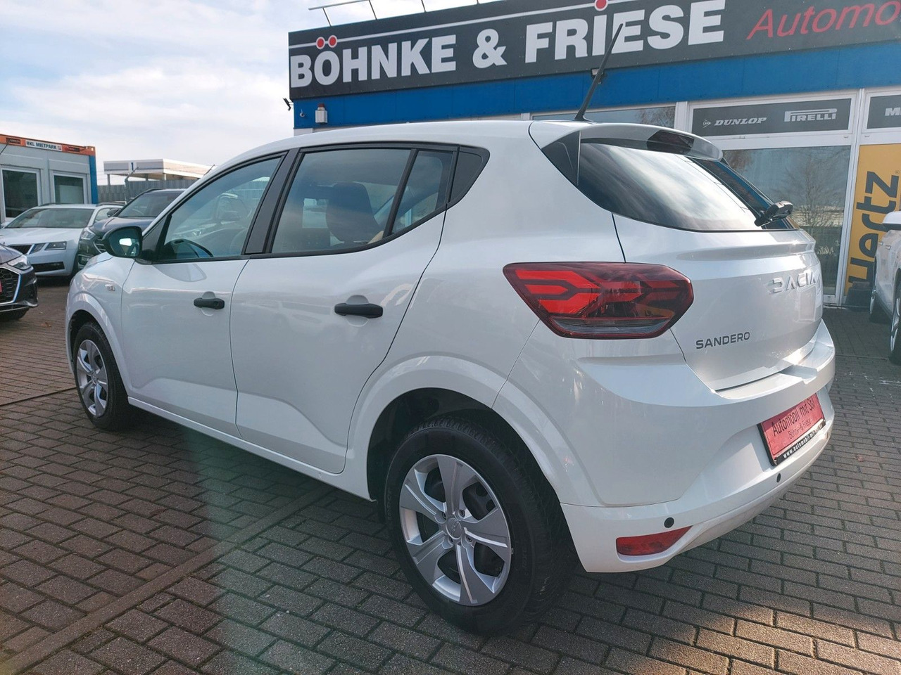 Dacia Sandero III Essential Klima DAB M+S Android PDC - Sedan: foto 4 Dacia Sandero III Essential Klima DAB M+S Android PDC - Sedan: foto 4