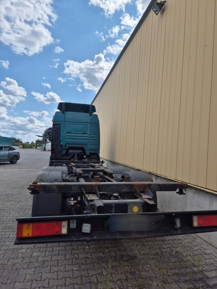 MAN TGX 26.460 Krone Wechsel - Brücke Lift / Luft - Chasis camión: foto 3 MAN TGX 26.460 Krone Wechsel - Brücke Lift / Luft - Chasis camión: foto 3
