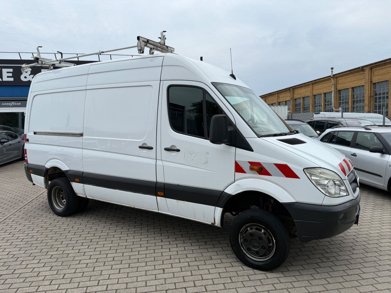 Mercedes-Benz Sprinter II Kasten 516 CDI 4X4 Allrad Standheiz. - Furgoneta de pasajeros: foto 2 Mercedes-Benz Sprinter II Kasten 516 CDI 4X4 Allrad Standheiz. - Furgoneta de pasajeros: foto 2