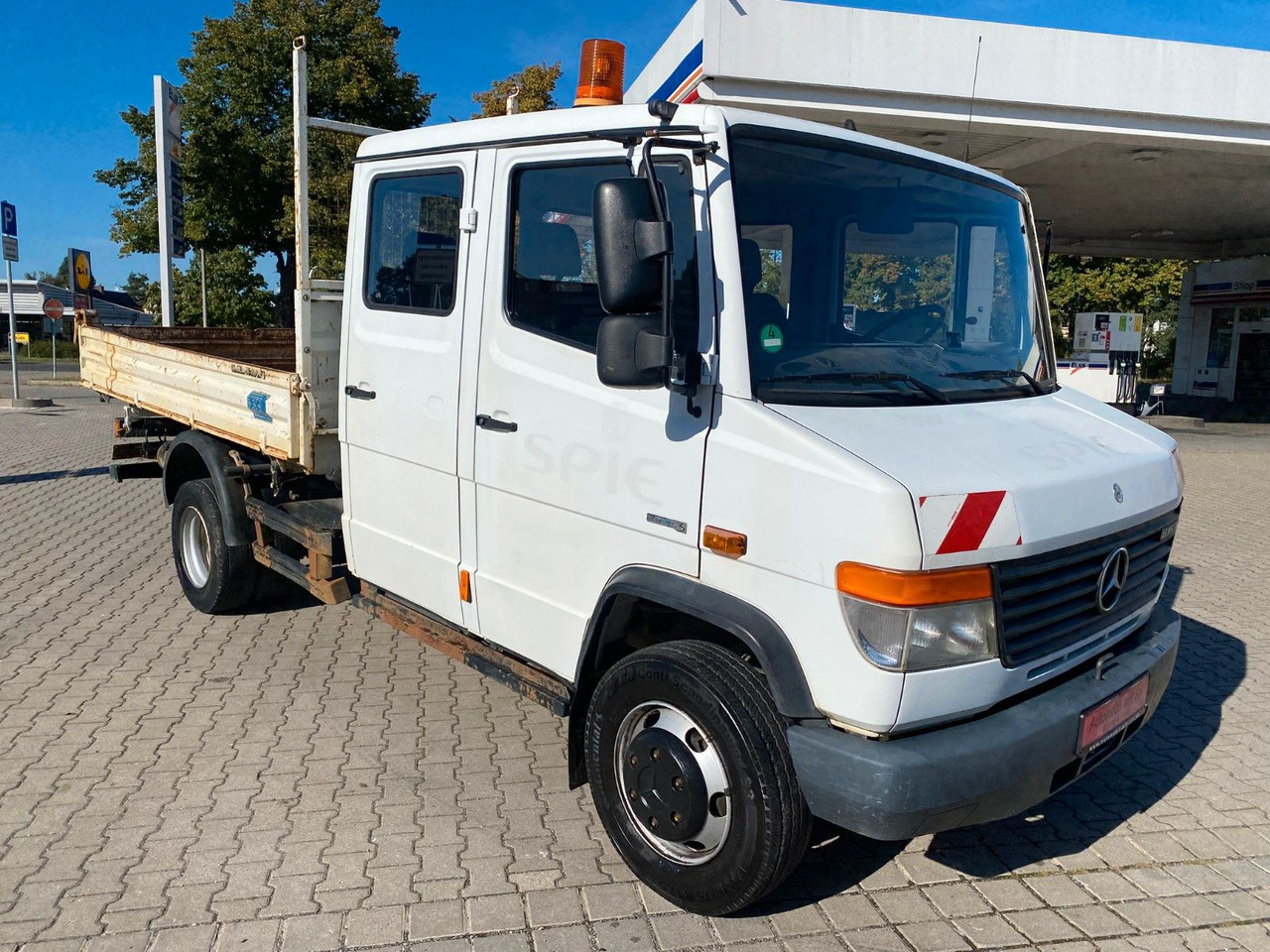 Mercedes-Benz VARIO 816D Doka 3 Seiten Kipper Meiller - Volquete furgoneta, Furgoneta combi: foto 2 Mercedes-Benz VARIO 816D Doka 3 Seiten Kipper Meiller - Volquete furgoneta, Furgoneta combi: foto 2