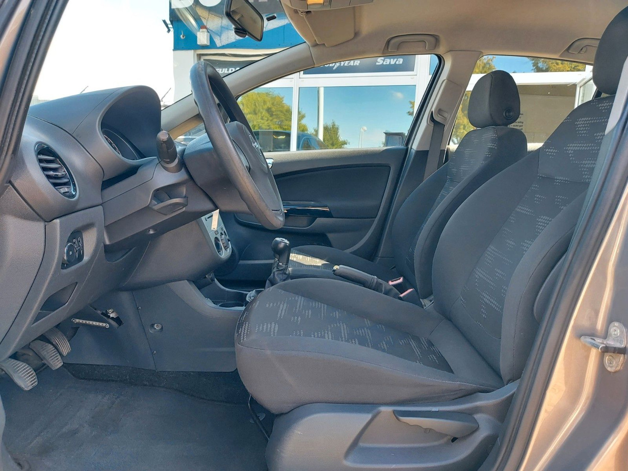 Coche Opel Corsa D Edition Klima: foto 9