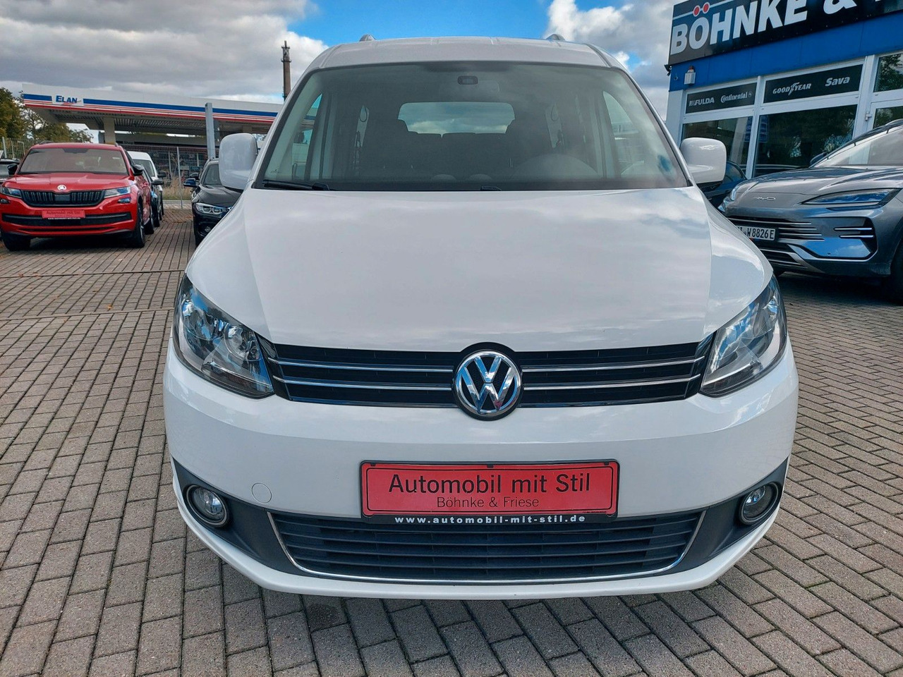 Volkswagen Caddy Kombi Maxi Comfortline 7 Sitze Team - Furgoneta de pasajeros: foto 3 Volkswagen Caddy Kombi Maxi Comfortline 7 Sitze Team - Furgoneta de pasajeros: foto 3