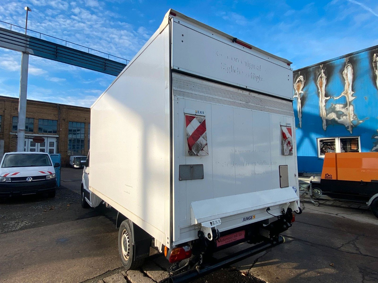 Volkswagen Crafter Pritsche Koffer 35 lang Bär LBW 750 - Furgoneta: foto 5 Volkswagen Crafter Pritsche Koffer 35 lang Bär LBW 750 - Furgoneta: foto 5