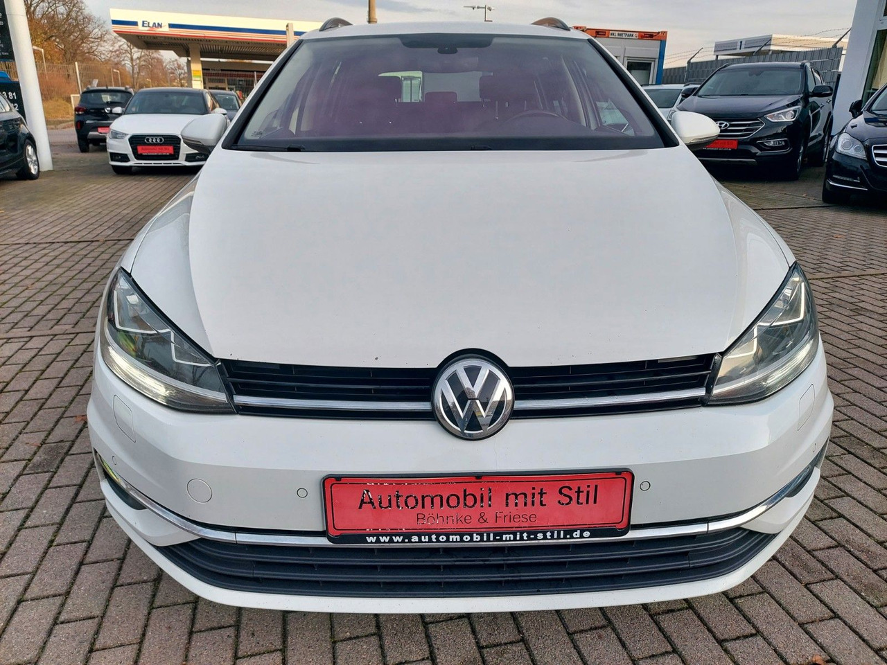 Volkswagen Golf VII Variant DSG Comfort ACC Massage Nav DAB - Coche familiar: foto 3 Volkswagen Golf VII Variant DSG Comfort ACC Massage Nav DAB - Coche familiar: foto 3