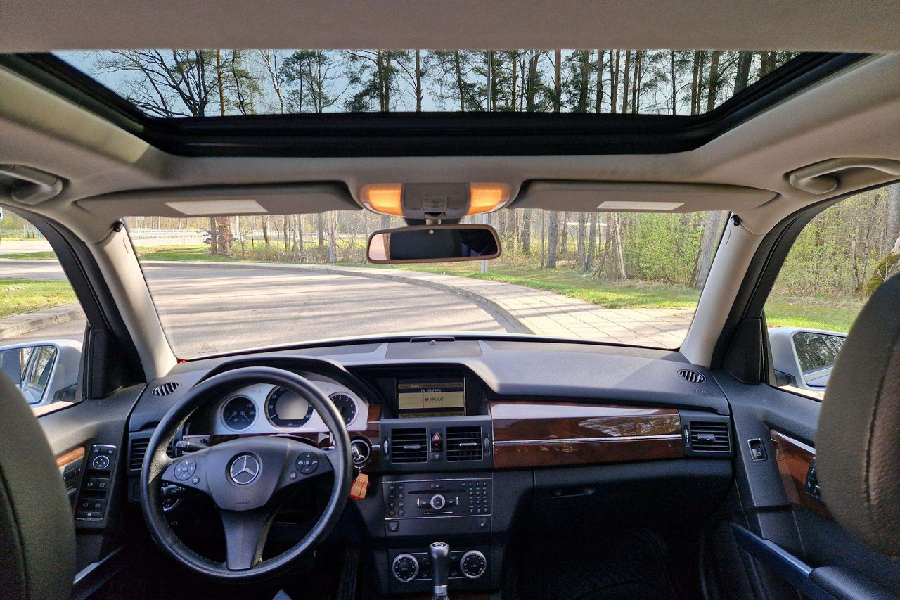 Coche Mercedes-Benz GLK350: foto 9 Coche Mercedes-Benz GLK350: foto 9