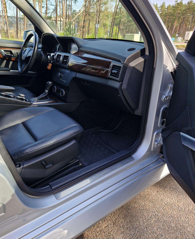 Coche Mercedes-Benz GLK350: foto 7 Coche Mercedes-Benz GLK350: foto 7