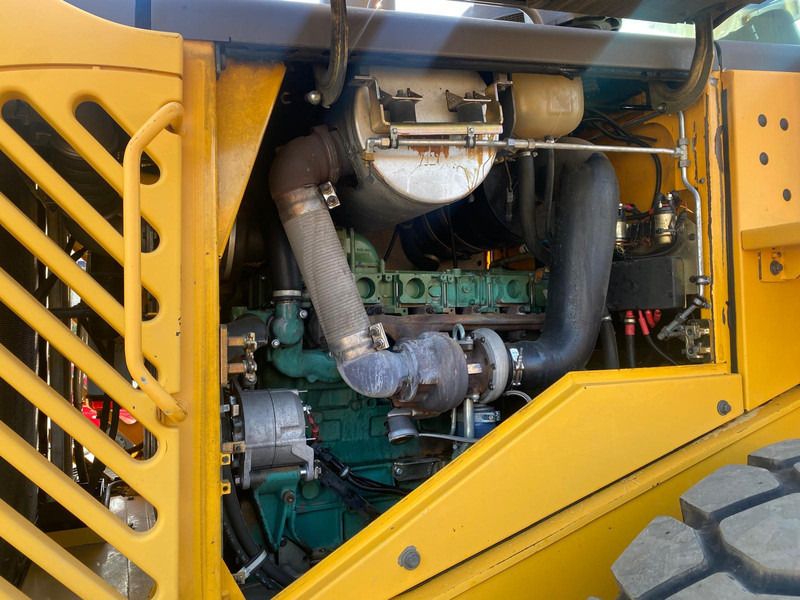 Cargadora de ruedas Volvo L110 E .: foto 12