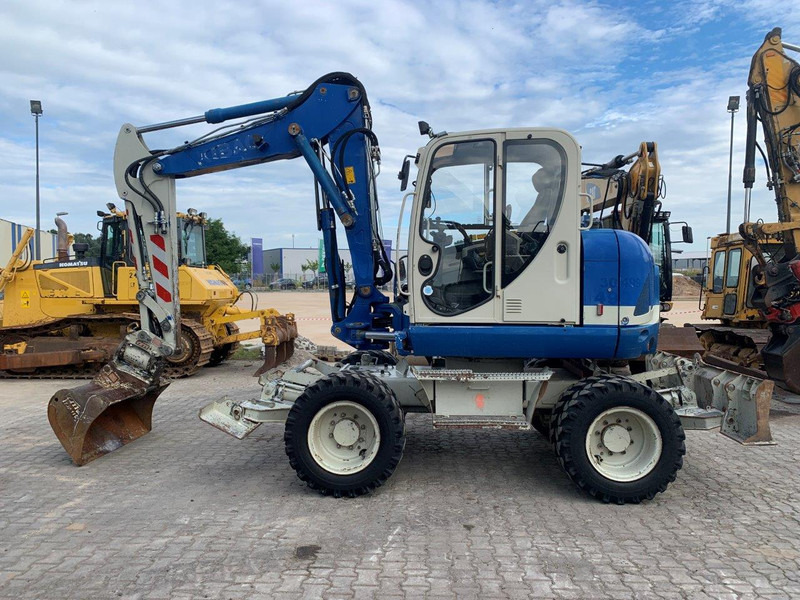 WACKER NEUSON 9503-2 NVT - Excavadora de ruedas: foto 2 WACKER NEUSON 9503-2 NVT - Excavadora de ruedas: foto 2