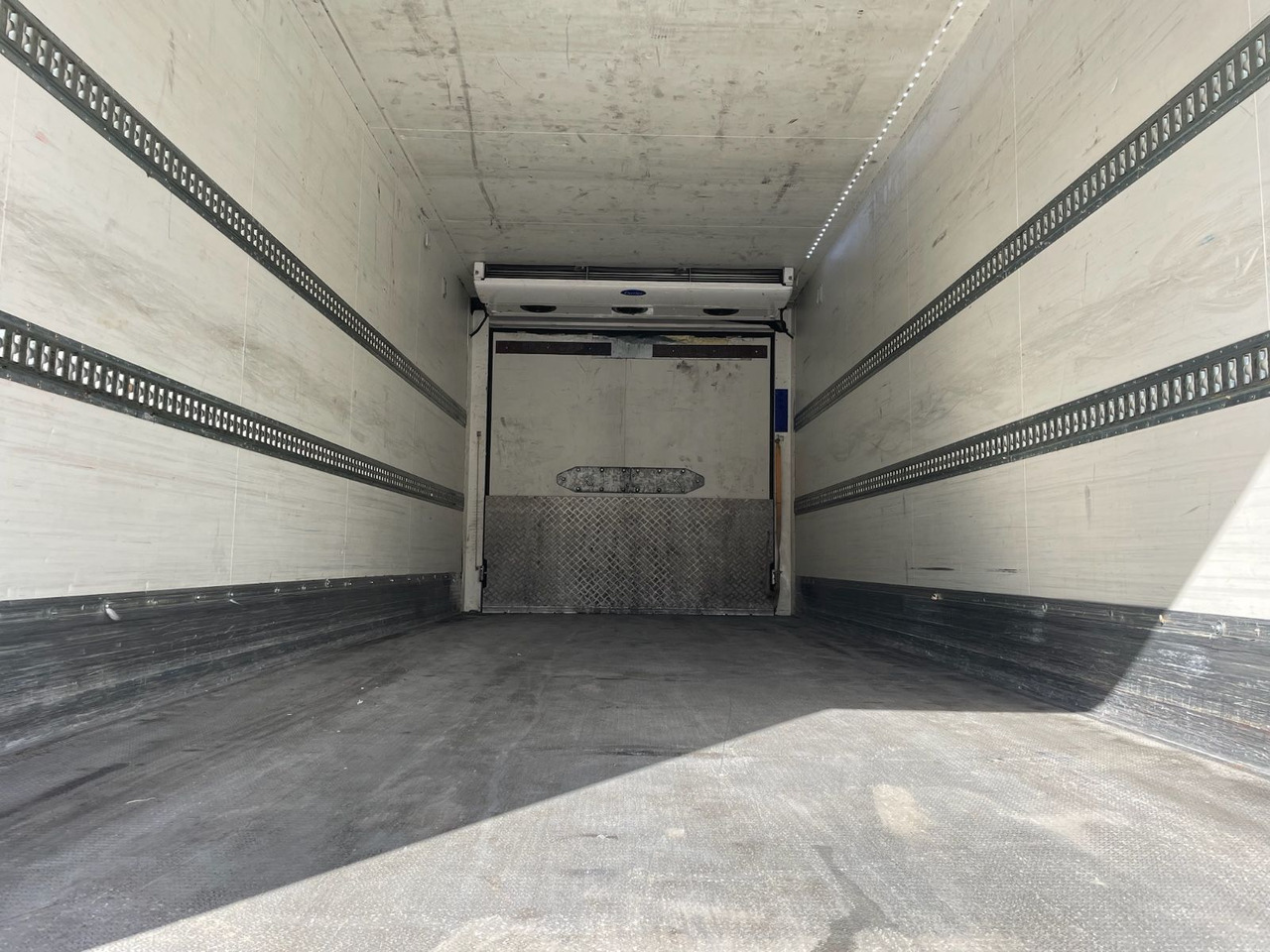 KERSCHER ZAA18 Kühlkoffer/CARRIER/SUPRA900U/LBW - Frigorífico remolque: foto 5 KERSCHER ZAA18 Kühlkoffer/CARRIER/SUPRA900U/LBW - Frigorífico remolque: foto 5