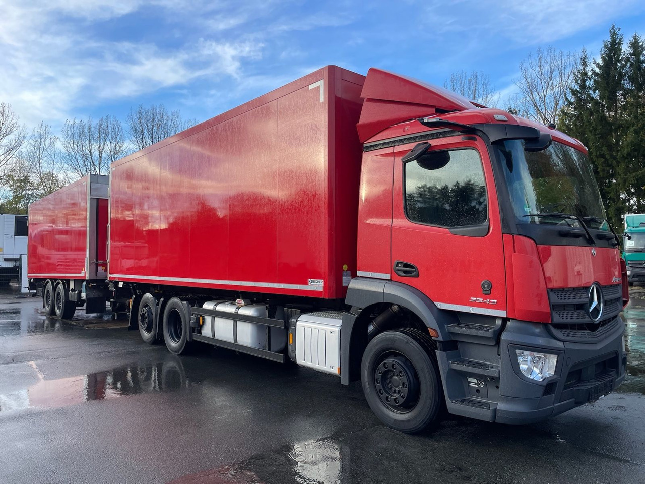 Mercedes-Benz Actros 2543 6x2 Kühlkoffer/CARRIER/KERSCHER/EU6d - Frigorífico camión: foto 1 Mercedes-Benz Actros 2543 6x2 Kühlkoffer/CARRIER/KERSCHER/EU6d - Frigorífico camión: foto 1