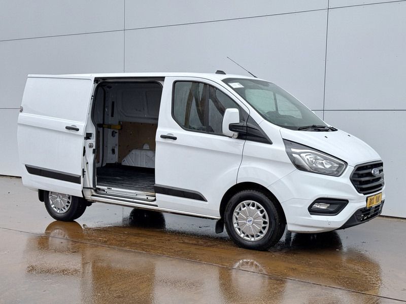 Ford Transit Custom 2.0 TDCI 130PK Automaat L1H1 Airco Cruise Control Led Parkeersensoren Voor en Achter - Furgoneta pequeña: foto 5 Ford Transit Custom 2.0 TDCI 130PK Automaat L1H1 Airco Cruise Control Led Parkeersensoren Voor en Achter - Furgoneta pequeña: foto 5
