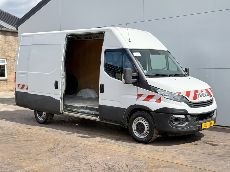 Iveco Daily 35S14 2.3 L2H2 Cruise Control Climate Control 3.5t Trekhaak Lucht geveerde stoel - Furgón: foto 5 Iveco Daily 35S14 2.3 L2H2 Cruise Control Climate Control 3.5t Trekhaak Lucht geveerde stoel - Furgón: foto 5