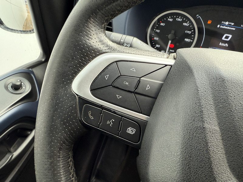 Furgoneta Iveco Daily 35S16 2.3 Automaat Laadklep LED Climate Control Cruise Control Standkachel Camera Navigatie Koffer Bakwagen Meubelbak: foto 19 Furgoneta Iveco Daily 35S16 2.3 Automaat Laadklep LED Climate Control Cruise Control Standkachel Camera Navigatie Koffer Bakwagen Meubelbak: foto 19