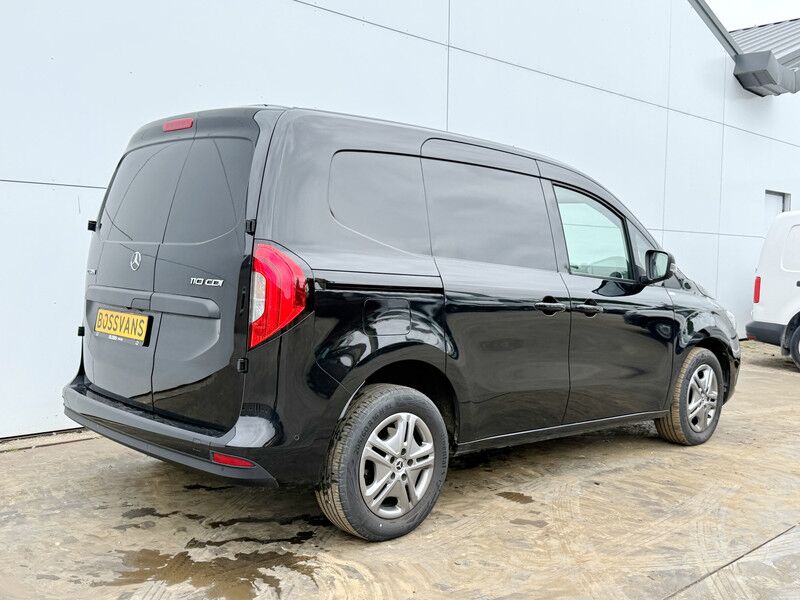 Mercedes-Benz Citan 110 CDI Automaat L1 Airco Carplay Cruise control Stoelverwarming Parkeersensoren voor achter - Furgoneta pequeña: foto 3 Mercedes-Benz Citan 110 CDI Automaat L1 Airco Carplay Cruise control Stoelverwarming Parkeersensoren voor achter - Furgoneta pequeña: foto 3