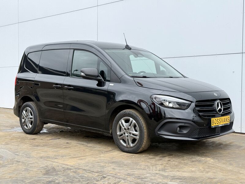 Mercedes-Benz Citan 110 CDI Automaat L1 Airco Carplay Cruise control Stoelverwarming Parkeersensoren voor achter - Furgoneta pequeña: foto 4 Mercedes-Benz Citan 110 CDI Automaat L1 Airco Carplay Cruise control Stoelverwarming Parkeersensoren voor achter - Furgoneta pequeña: foto 4