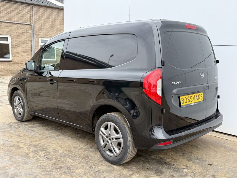 Mercedes-Benz Citan 110 CDI Automaat L1 Airco Carplay Cruise control Stoelverwarming Parkeersensoren voor achter - Furgoneta pequeña: foto 2 Mercedes-Benz Citan 110 CDI Automaat L1 Airco Carplay Cruise control Stoelverwarming Parkeersensoren voor achter - Furgoneta pequeña: foto 2